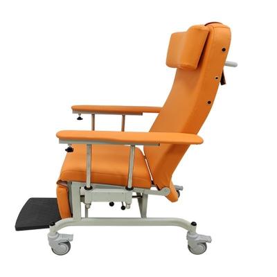 China 40kg Capacidad de la silla de transfusión de sangre del hospital con diseño plano ajustable y esponjas de recubrimiento interior en venta