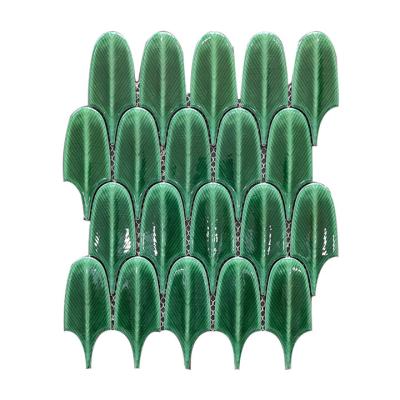 China Ice Cracked Gloss Green Ice Crack Glazed Finish Ceramic Feather For Crafts Glass Mosaic Tile for sale