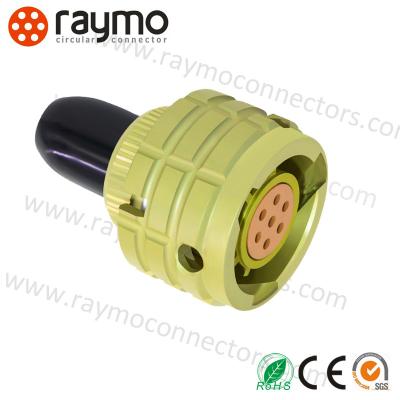 Cina ОНЦ-БС-1(2) Serie connettore Conchiglia dimensione 10 4 pin presa femminile con attacco di coda (facoltativo) -ОНЦ-БС-1-4/10-P12-1-B in vendita