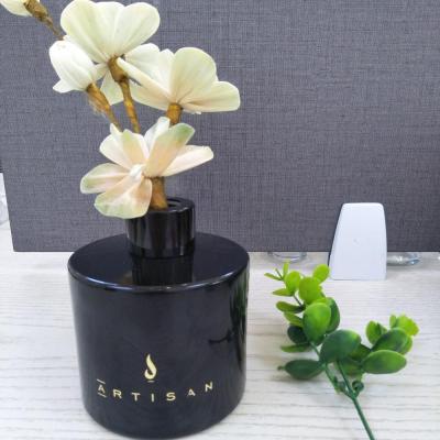 China Personal Care Hot Sale 220ml Black Cylinder Shape Glass Diffuser Bottle for sale