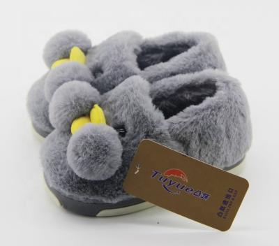 China Fashion Round Trend Gray Blue Fur Slippers Kids Factory Anti-odor Lightweight Shoes for sale