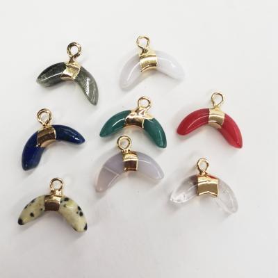 China FASHIONABLE tiny stone charm nature Crystal Moon Pendant Jewelry Accessory for sale