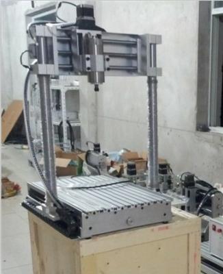 中国 カスタマイズされたより大きい働くサイズ CNC 機械アマン 3040CH300 4axis 800W CNC のルーター 販売のため