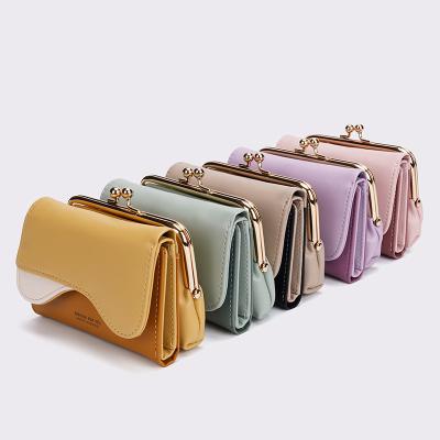 China Waterproof 2021 European and American Student Coin Purse Women's Card Bag Short Wallets Small Fashion Trifold Wallet for Ladies for sale