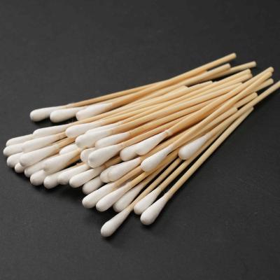 China 100% Natural Cotton and Eco-friendly Hot Sale 6 Inch Q-Tips Cotton Single End Disposable Industrial Cleaning Wooden Handle Paper Swab Stick for sale for sale