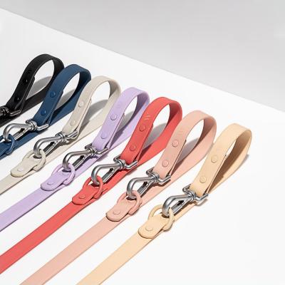 China Customized wholesale dog accessories soft material leash latest fashion pvc silicone dog waterproof leash manufacturing for sale