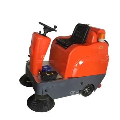 China Factory C111 2022 New Year Automatic Road Sweeper With Spray System for sale