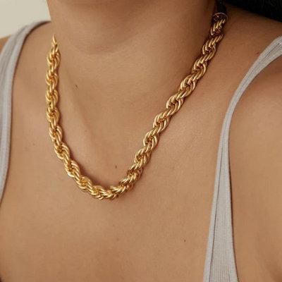 China Hiphop 8mm Romeo Twisted Chain Necklace Choker 18K Gold Plated Stainless Steel Short Necklace For Women for sale