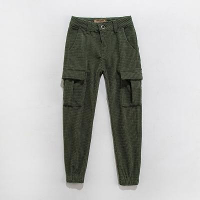 China Custom Anti-wrinkle 2022 Autumn Kids Cargo Pants Streetwear Boys Winter Pants For Kids Multi-pocket Army Green Corduroy Jogger Boy Pants for sale