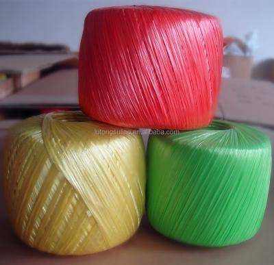 China PP Colored Plastic Twine , Plastic Straw Rope In Ball for sale