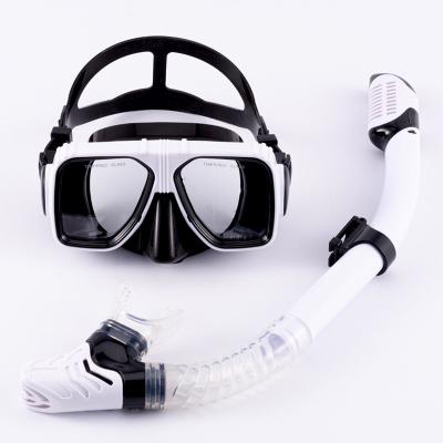 China 2022 Hot Sale Adult Size Anti-leak Anti-fog Half Face Mask Diving Snorkel Set for sale