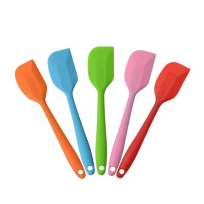 China Sustainable Silicone Kitchen Non-Stick Heat Resistant Seamless Rubber Spatula Set For Cooking And Mixing for sale