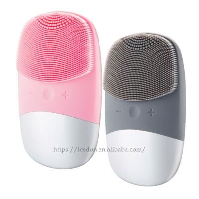 China Newcomer Face Washing Brush Electric Clean Electric Silicone Instrument Rechargeable DEEP CLEANSING Facial Detergent for sale