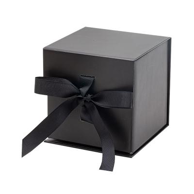 China Recycled Materials Small Materials Lid Luxury Magnetic Cube Black Tealight Candle Cardboard Packaging Gift Boxes for sale