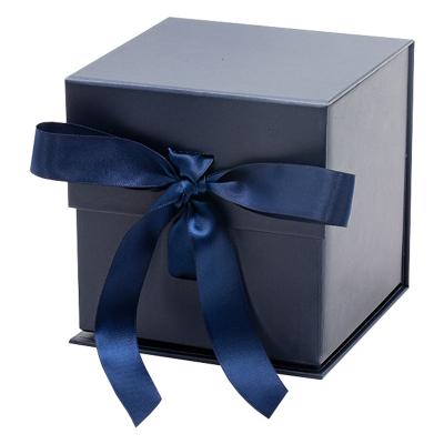 China Recycled Materials Cube Shape Navy Blue Small Candle Products Retail Packaging Luxury Gift Boxes With Ribbon for sale