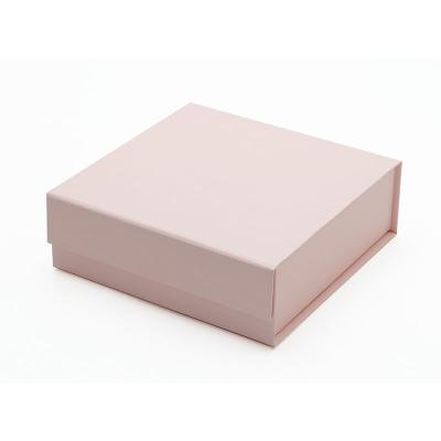 China Eco - Friendly Recycled Materials Square Pale Pink Flip Top Gift Packing Boxes With Magnetic Hook for sale