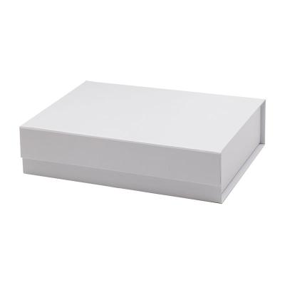 China Recycled Simple White Closing Lid Luxury Materials Magnet Presentation Gift Packaging Boxes Wholesale for sale