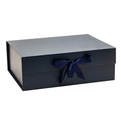 China Recyclable Custom Wholesale Cardboard Navy Blue Shoes Retail Packaging Gift Boxes With Ribbon for sale