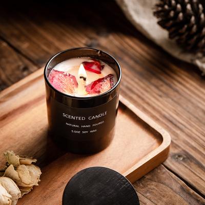 China Birthdays Wholesale Rose Petals Scented Candles Gift Black Glass Jar With Lid Soy Wax Yoga Spa Aromatic Bath Home Decor for sale