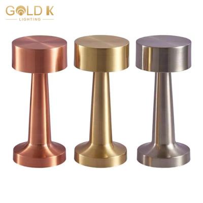 China Modern Gold K Lighting Nordic Design Luxury USB Touch Radio Led Lamp Bed Side 1800mAh Battery Operated Cordless Led Table Lamp for sale