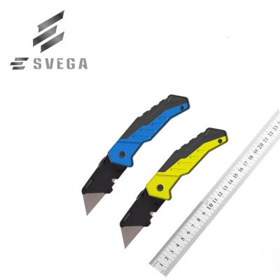 China Durable Utility Knife Customized Logo Plastic Handle for sale