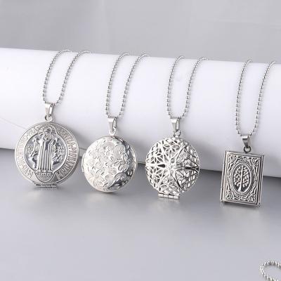 China Stainless Steel Pendant Necklace Junjiang SN0008 Latest Design Titanium Heart/Insect/Scallop Lovely Shaped Photo Pendant Pendant Necklace for sale