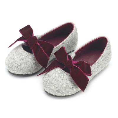 China Wool Flat Slip On Casual Toddler Flat Stylish Shoes Dirty Girl Kids Party Shoes for sale