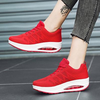 China Cushioning Custom Made Breathable Mesh Woman Athletic Shoes Joggers Girl Run Woman Fashion Sneaker Casual Shoe for sale