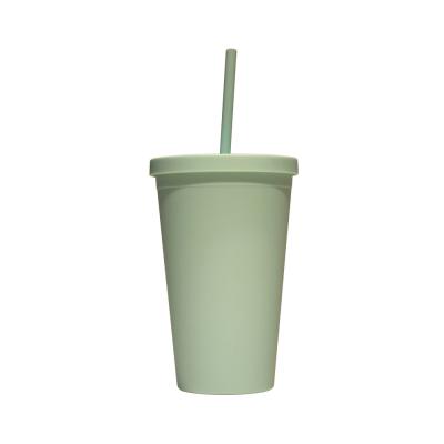 China 2021 Sustainable Hot Selling Insulated Double Wall Tumblers Skinnies Plastic Coffee Cup With Straw for sale