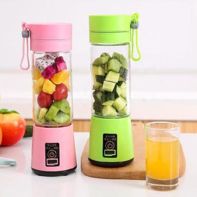 China Best Selling Car USB Rechargeable Portable Juicer Bottle Blenders for Juicing and Smoothie for sale