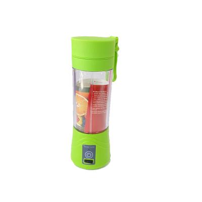 China Outdoor Wholesale Colorful Portable Blender Juice USB Rechargeable Fruit Blender for sale