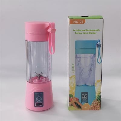 China Car Mini Portable Home Travel USB Rechargeable Fruit Juicer Hand Blender for sale