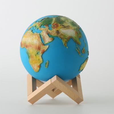 China Eco - Friendly Creative Design Earth Globe Shape Table Lighting Lamps With Stand for sale