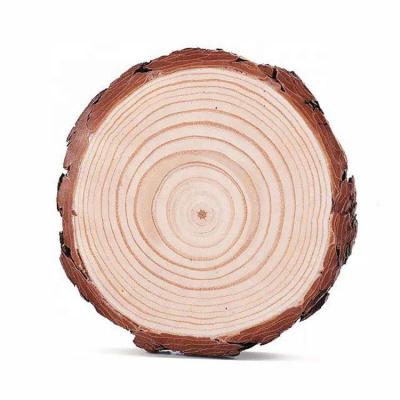 China Europe Natural Round Unfinished Wooden Pieces Slices With Tree Bark Christmas Ornaments Wooden Slabs for sale