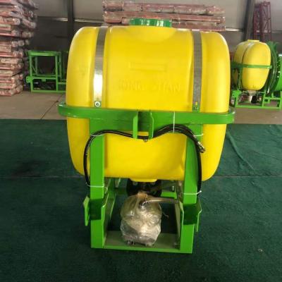 China Powerful CE Certificate 300L/500L/600L/800L/1000L 10-12M Farm Sprayer Fogging Sprayer for sale