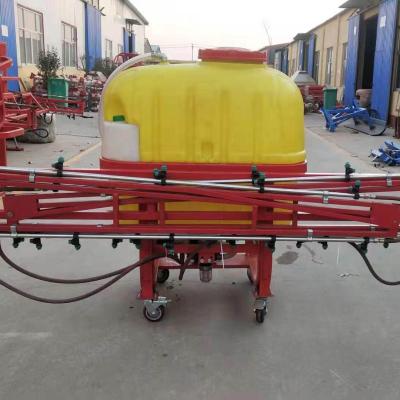 China Factory supply high quality farm misting machine sprayer boom sprayer PTO water pump self-propelled agricultural mist sprayer with ce for sale