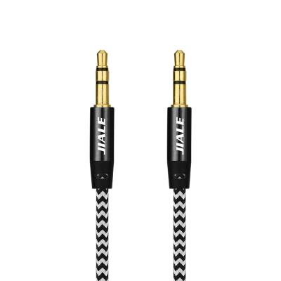 China Car earphone music male to AUX flexible car media accessories rca audio cable. male metal 3.5mm for sale