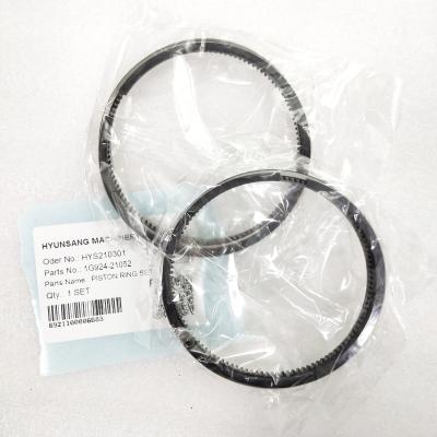 China De Zuiger Ring Set 1G924-21052 04811-10700 1A045-21050 van KubotaMotoronderdelen V2403 Te koop