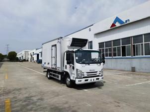 China 4KH1CN6LB Isuzu Refrigerated Truck Isuzu Freezer Van Two Wheel Rear Drive for sale