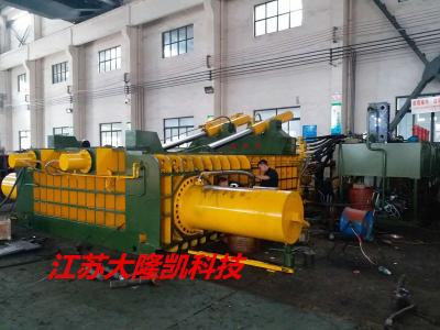 China Stainless Steel Hydraulic Scrap Baler Machine / Turn Out Baling Press Machine for sale