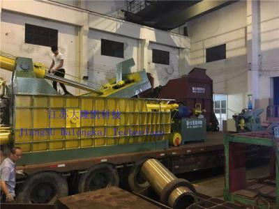 China Bloque cuboide hidráulico durable del cilindro de la prensa principal doble de la chatarra en venta