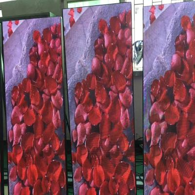 China China P2.5 Display Advertising Rack 320*160mm Indoor Drinkable Led Display Mirror Led Display for sale