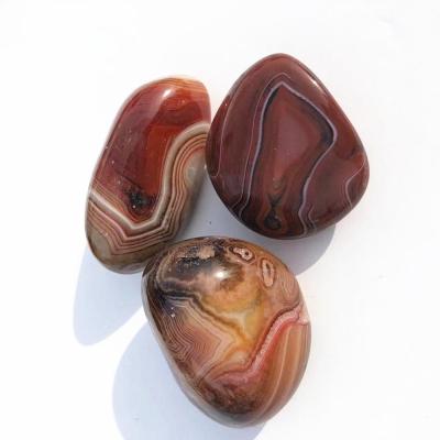 China China Wholesale Natural Reiki Polished Sardonyx Agate Tumbled Stone For Healing for sale