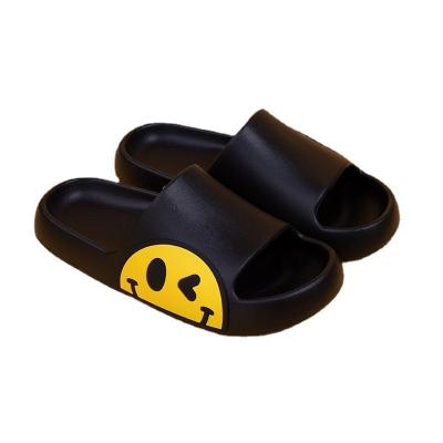 China Winter fashion trend cartoon women's slippers cute smiling indoor bedroom slippers non-slip sandals for sale