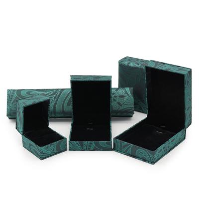 China Custom Green Jewelry Box Canvas Recyclable Cover Jewelry Box for sale