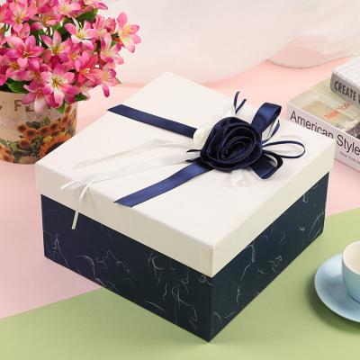 China New quality super delicate paper jewelry boxes recyclable sale wholesale jewelry box for sale