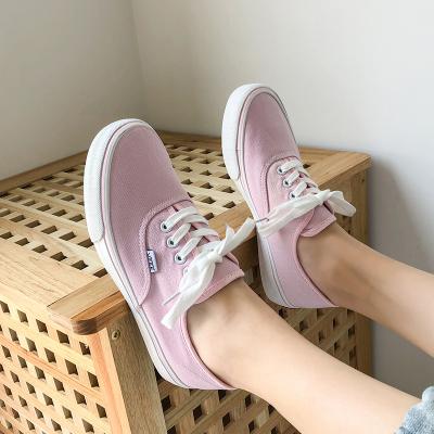 China Brand Durable Customized Classic Canvas Shoes Wholesale Soft Comfortable Loose Canvas Shoes For Women for sale