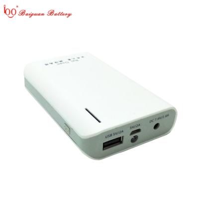 China 5V and 7.4V Produced New Design Clothes Available Smart Heated 7800mah Battery Universal Mobile Phone Portable Power Bank with CE/EMC/MSDS/KC/FCC for sale