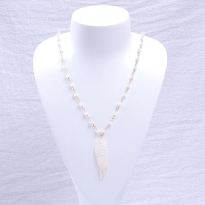 China New Fashion FASHION Tasty Jewelry Natural White Agate Bead Stone Chain Angel Wing Shell Pendant Women Long Necklace for sale