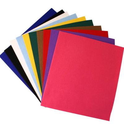 China Mehrfarbiges 1mm starkes geglaubtes Polyester-Vliesstoff geglaubtes Gewebe A4 des Blatt-160gsm zu verkaufen